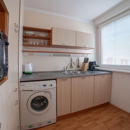 Strawberry Apartment Bratislava Extérieur photo