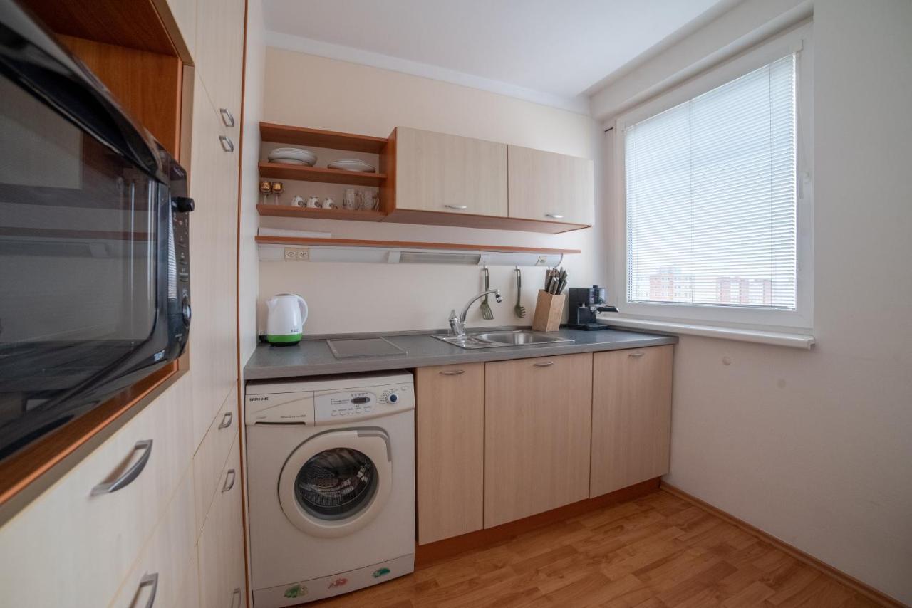 Strawberry Apartment Bratislava Extérieur photo